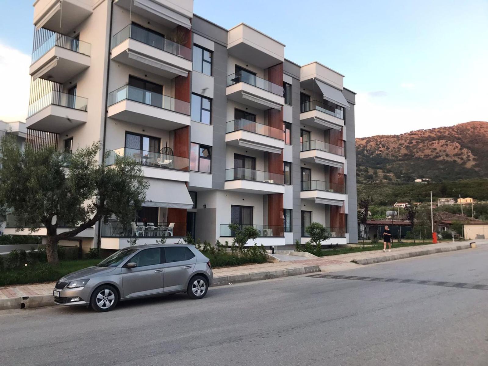 Bindi Apartment Himarë Exterior foto